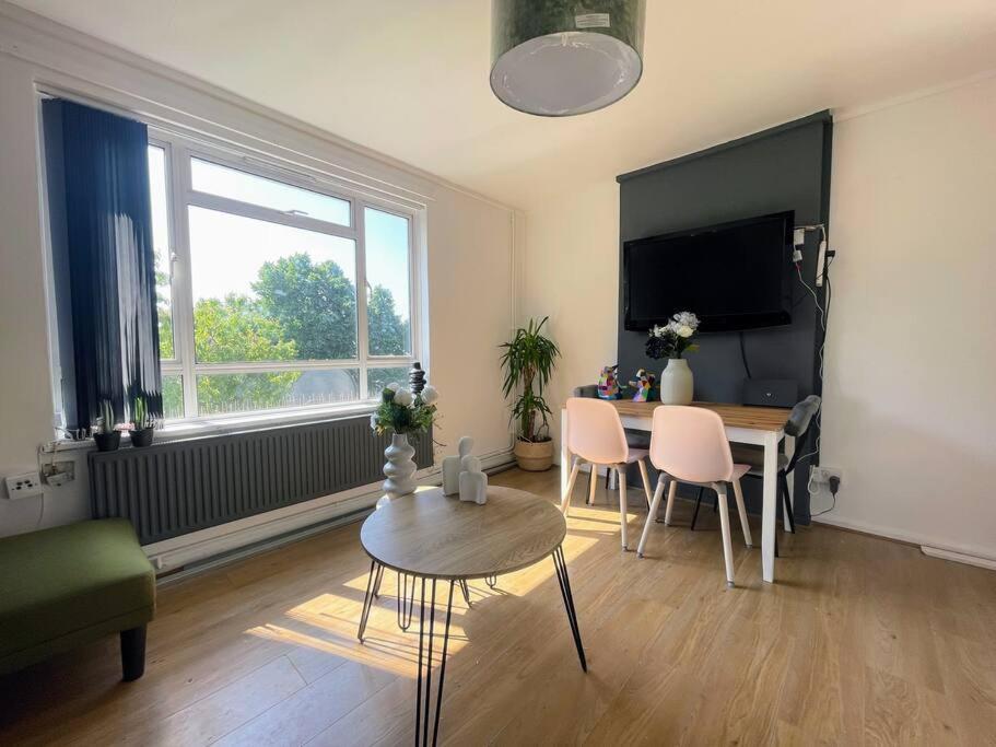 Stylish 2 Bedroom Flat In Angel Central Location Londres Extérieur photo