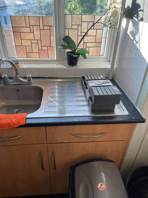 Stylish 2 Bedroom Flat In Angel Central Location Londres Extérieur photo